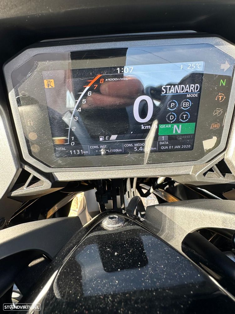 Honda Forza maxi scooter - 9