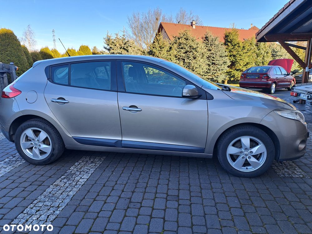 Renault Megane 1.6 16V 110 Dynamique - 3