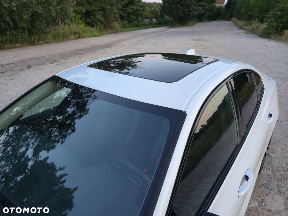Volvo S60 B5 B AWD R-Design - 23