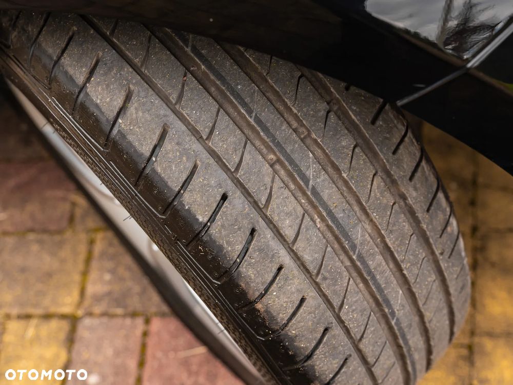 BMW Seria 1 120i Sport Line - 38