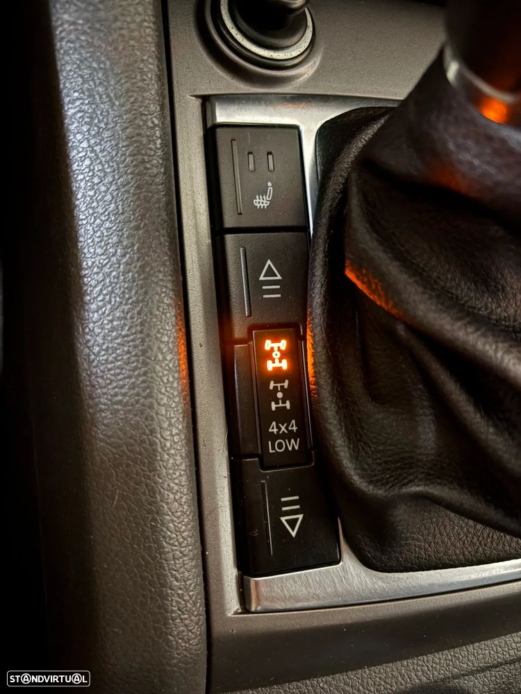 VW Amarok 2.0 TDi CD High.CM 4Motion - 16