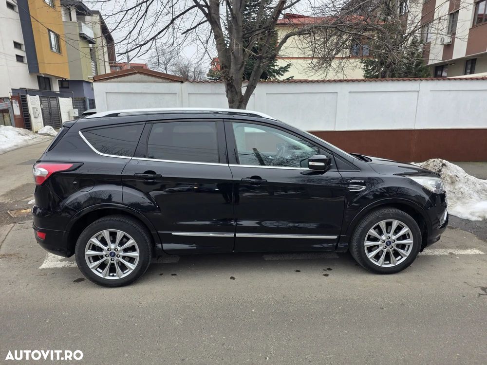 Ford Kuga 2.0 TDCi 4x4 Aut. Vignale - 4