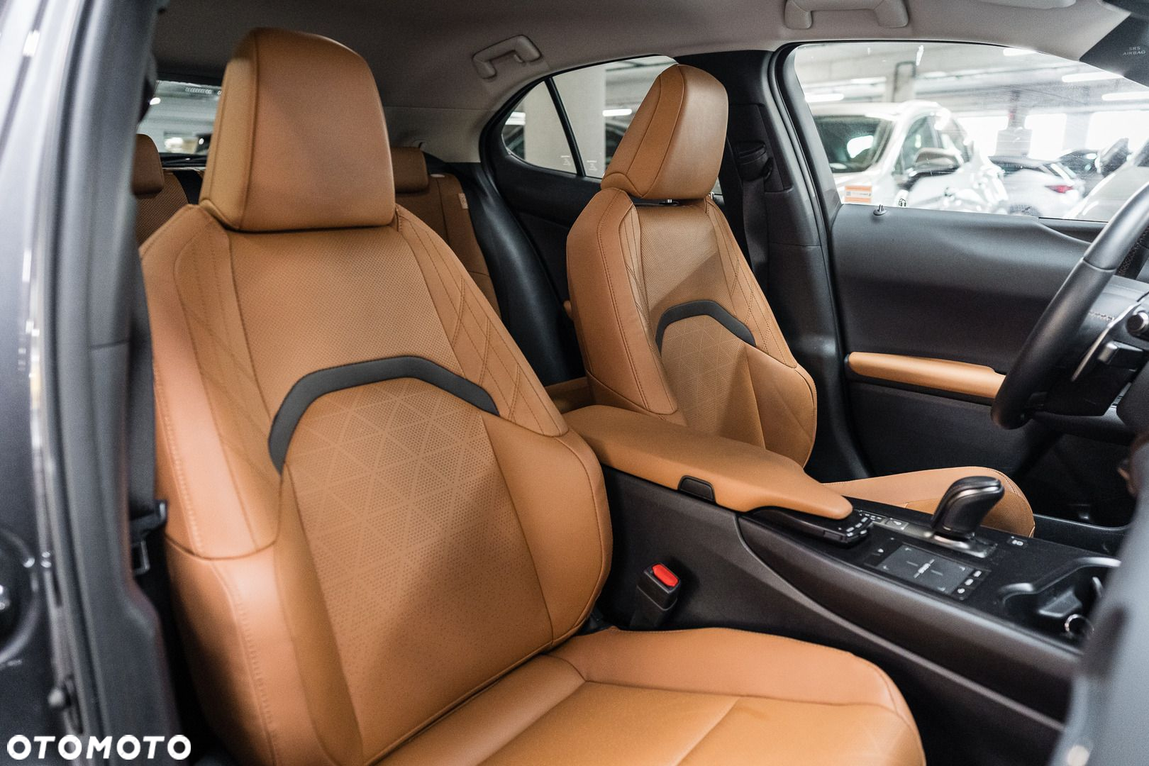 Lexus UX - 21