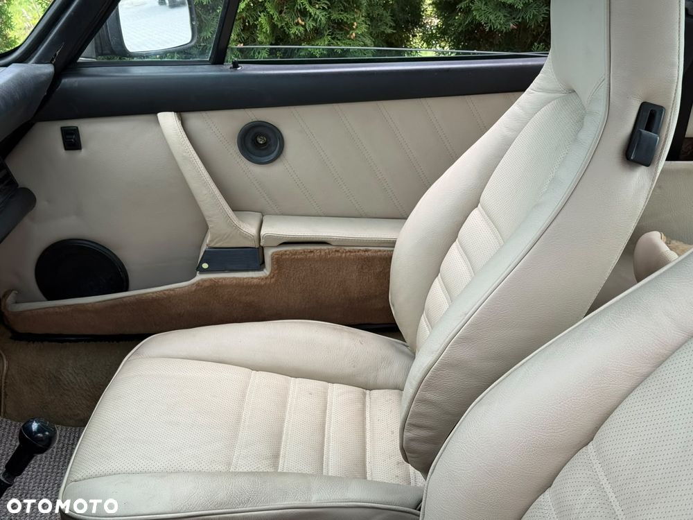 Porsche 911 - 16