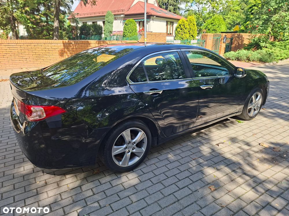 Honda Accord 2.0 Lifestyle - 30