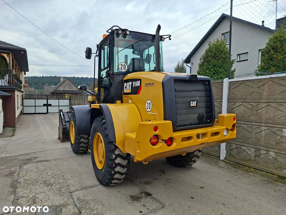 Caterpillar CAT 914 M - 5