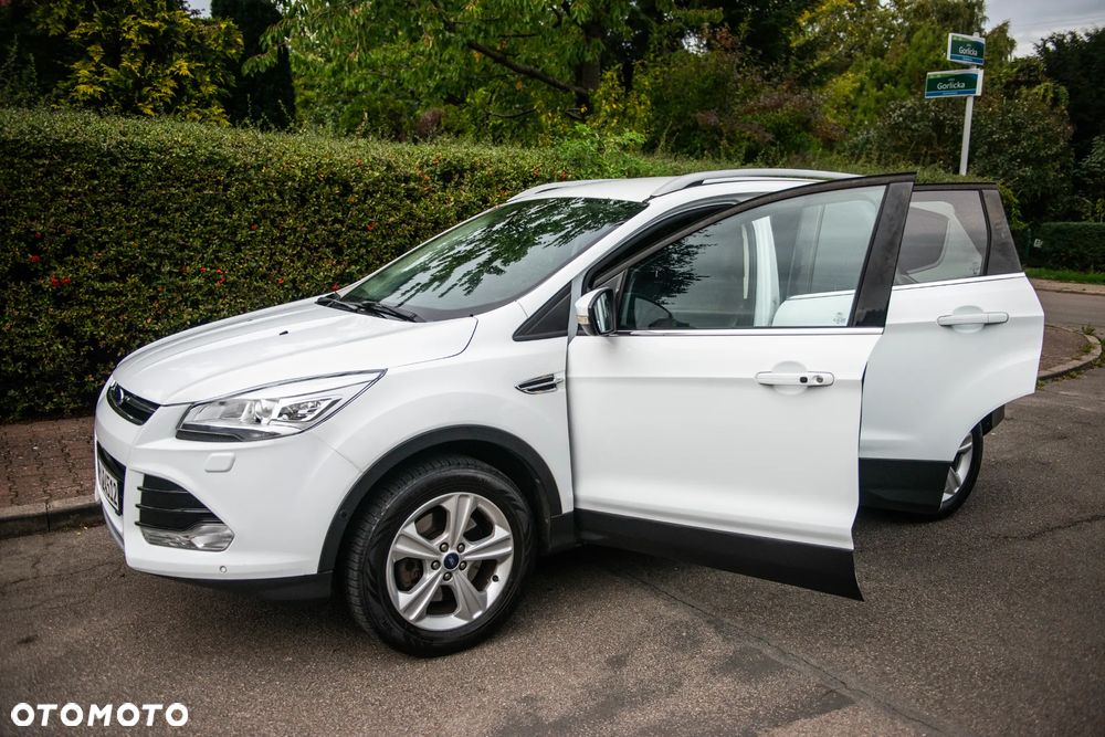 Ford Kuga 2.0 TDCi 4x4 Titanium - 16