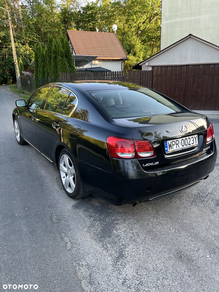Lexus GS - 3