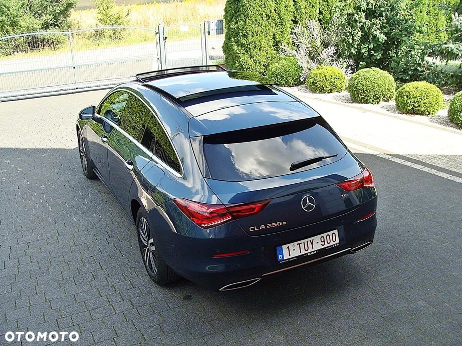 Mercedes-Benz CLA 250 e PHEV Progressive 8G-DCT - 33