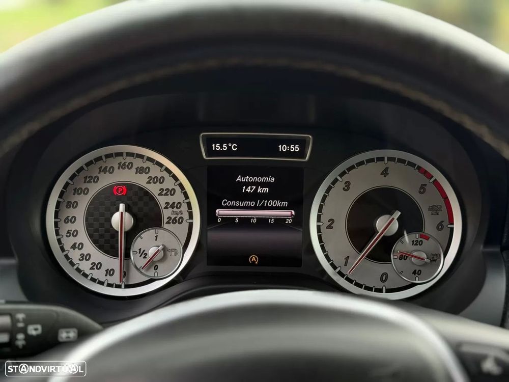 Mercedes-Benz A 180 CDI (BlueEFFICIENCY) Urban - 20