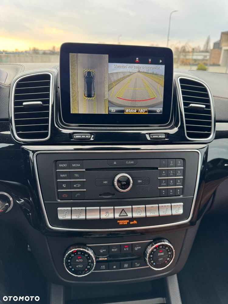 Mercedes-Benz GLE - 15