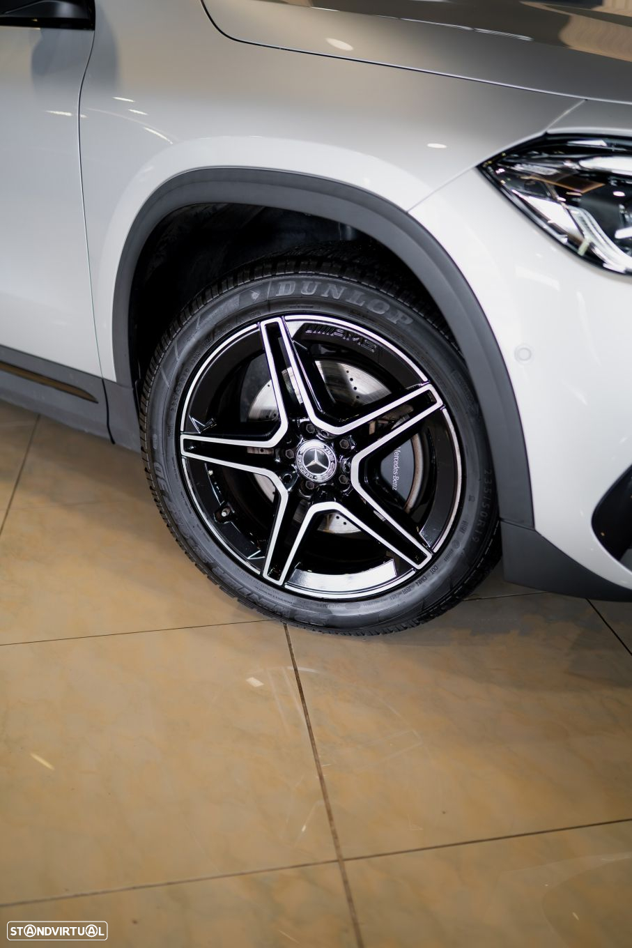 Mercedes-Benz GLA 250 e AMG Line - 13