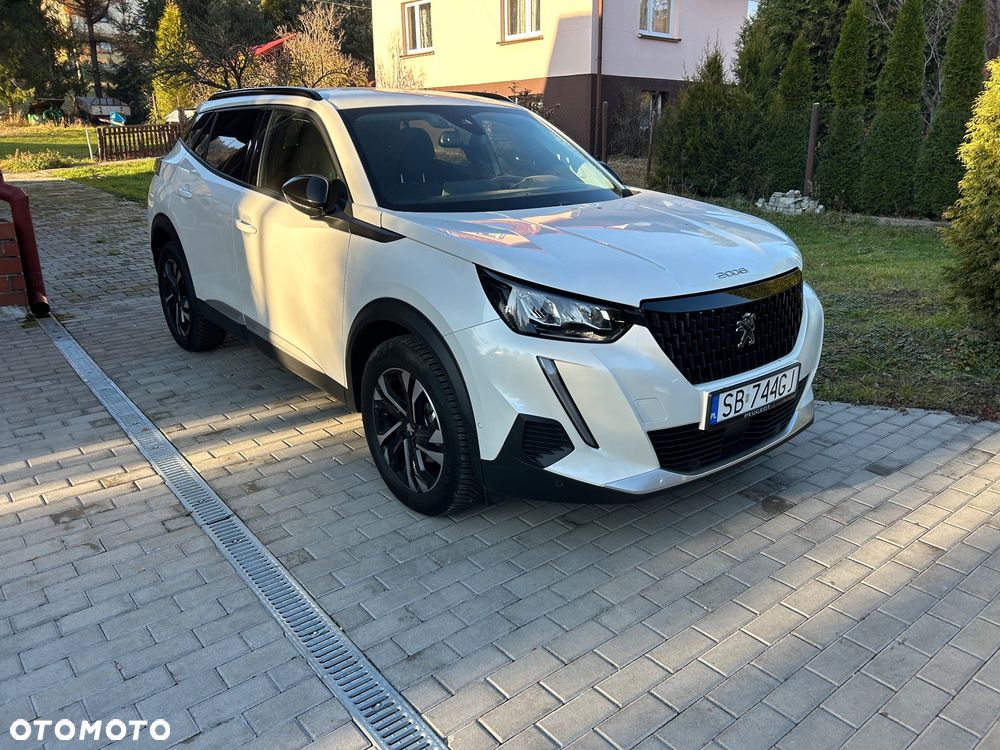 Peugeot 2008 1.2 Pure Tech GPF Allure S&S EAT6 - 27