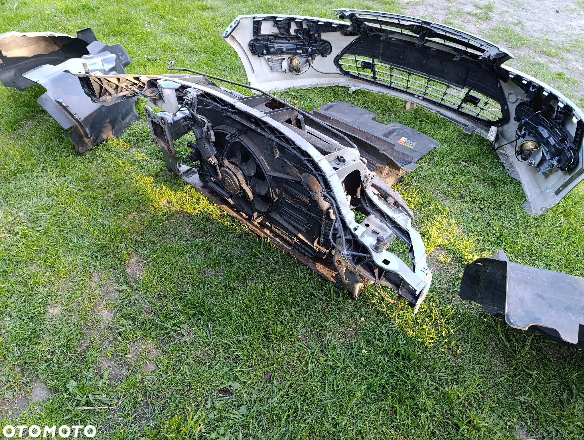 MASKA ZDERZAK PRZÓD MONDEO MK4 LIFT H8 - 7