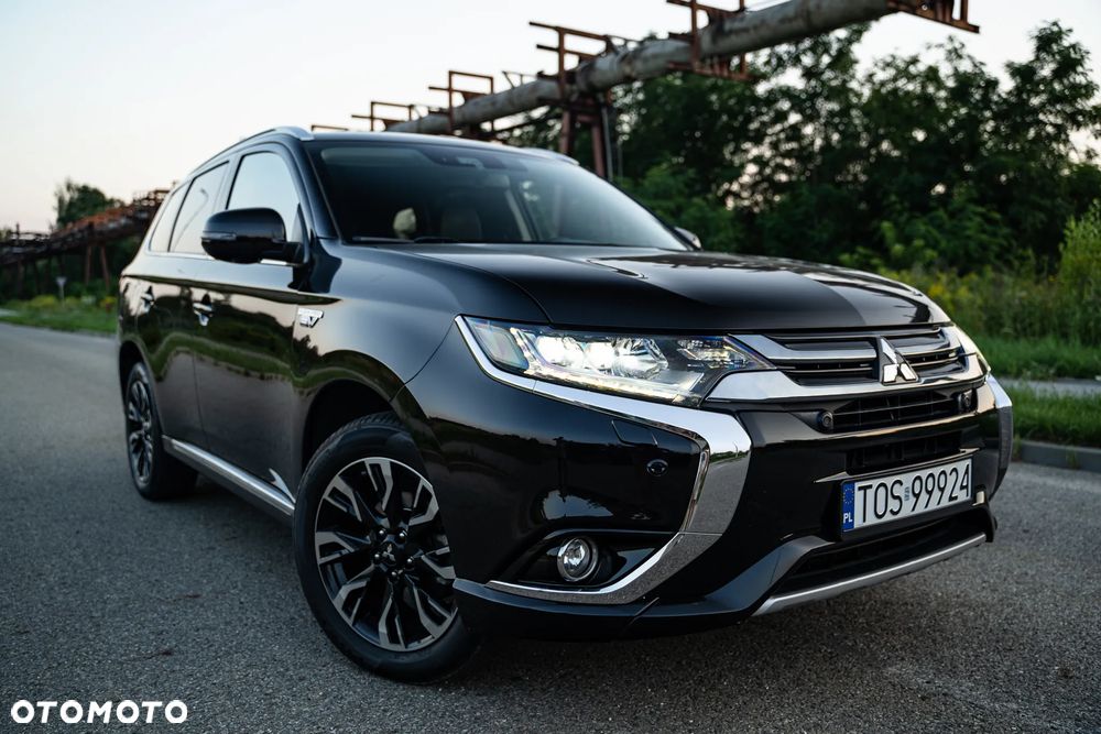 Mitsubishi Outlander - 5
