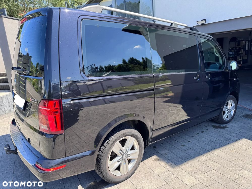 Volkswagen Multivan - 11
