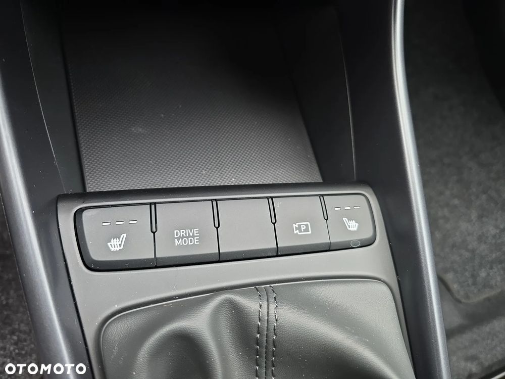 Hyundai i20 1.0 T-GDi Modern Black - 16