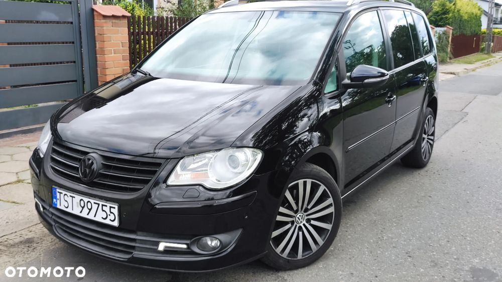 Volkswagen Touran 2.0 TDI DPF Highline - 2