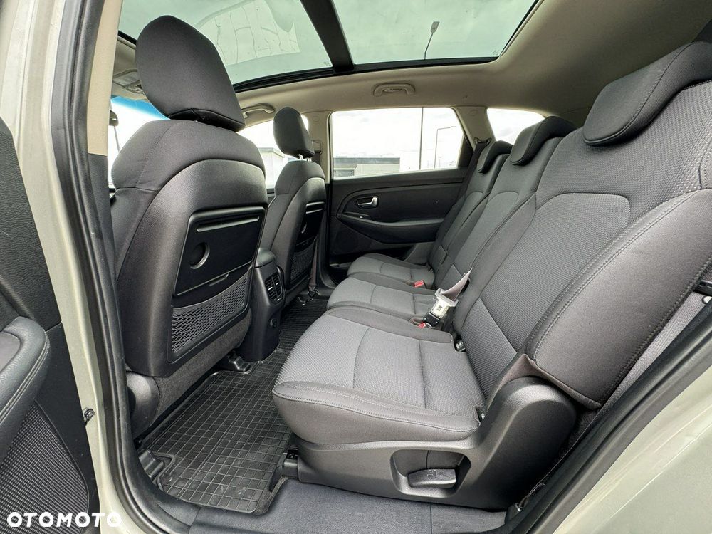Kia Carens 1.7 CRDi Vision - 30