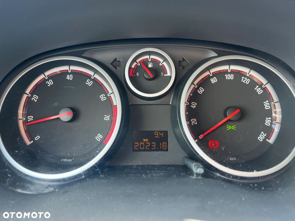 Opel Corsa 1.2 16V Cosmo - 14