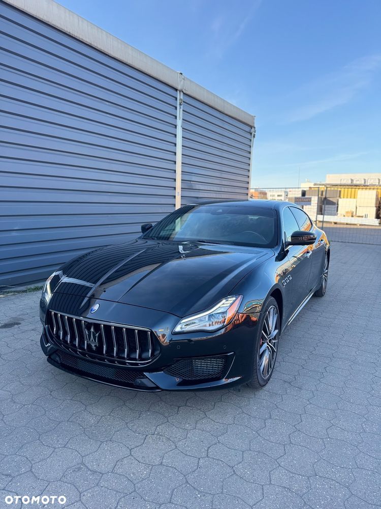 Maserati Quattroporte Modena - 11