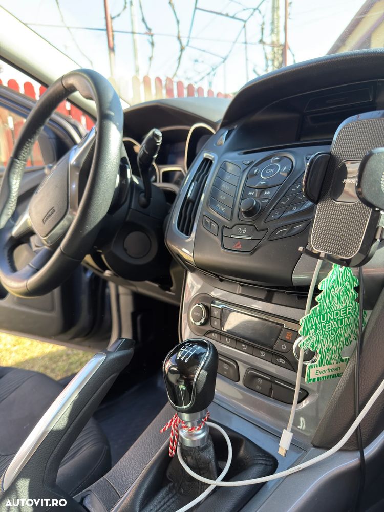 Ford Focus 1.6 TDCI DPF Start-Stopp-System Titanium - 8