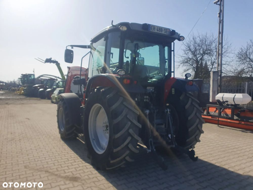 Massey Ferguson 5710 - 5