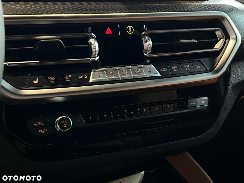 BMW X4 - 26