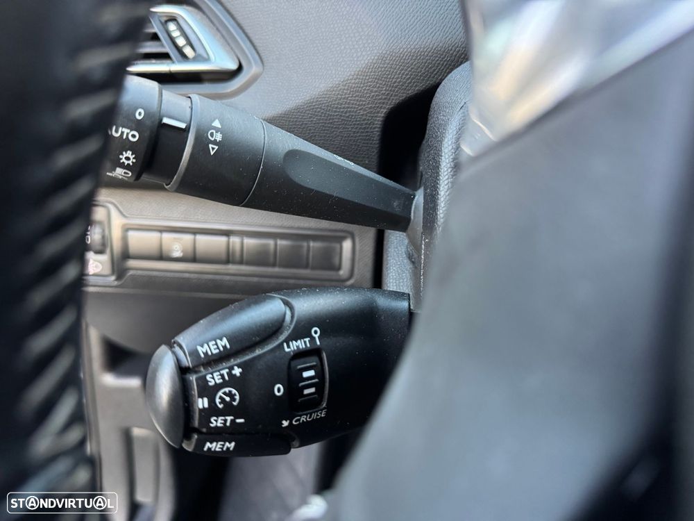 Peugeot 308 1.5 BlueHDi Business Line - 15