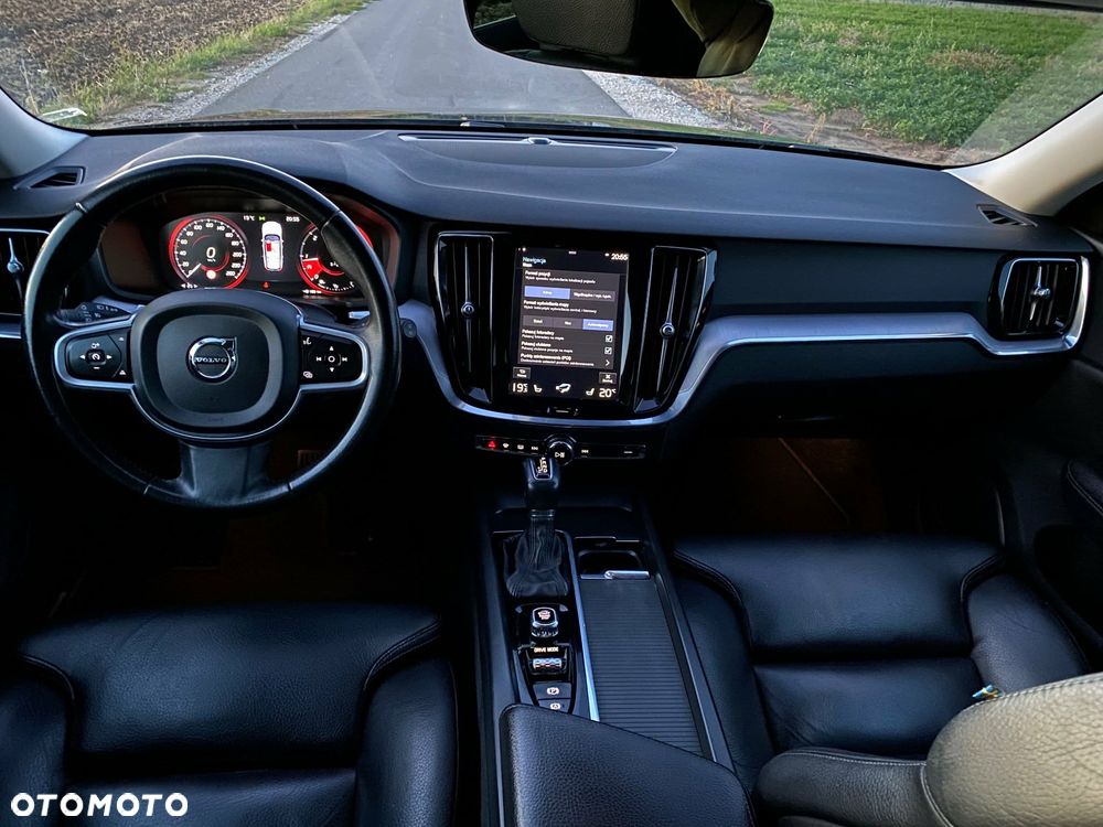 Volvo V60 D3 Geartronic Momentum Pro - 3