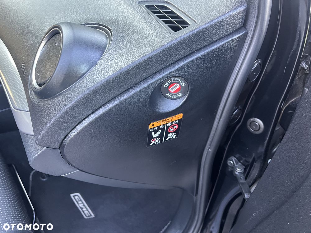 Honda Civic 1.8 Executive Navi ACC/CMBS - 24