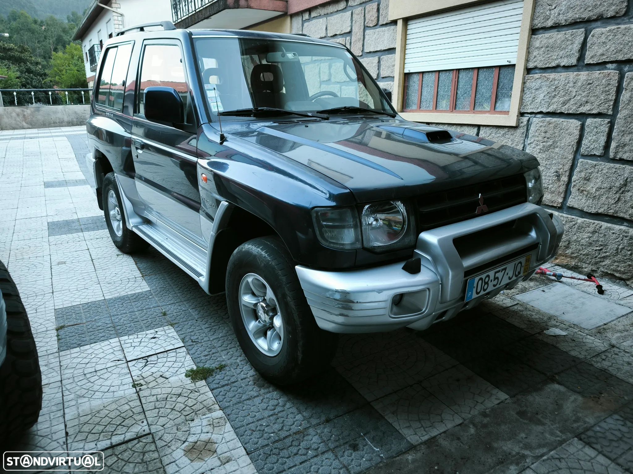 Mitsubishi Pajero 2.8 TD GLS - 1