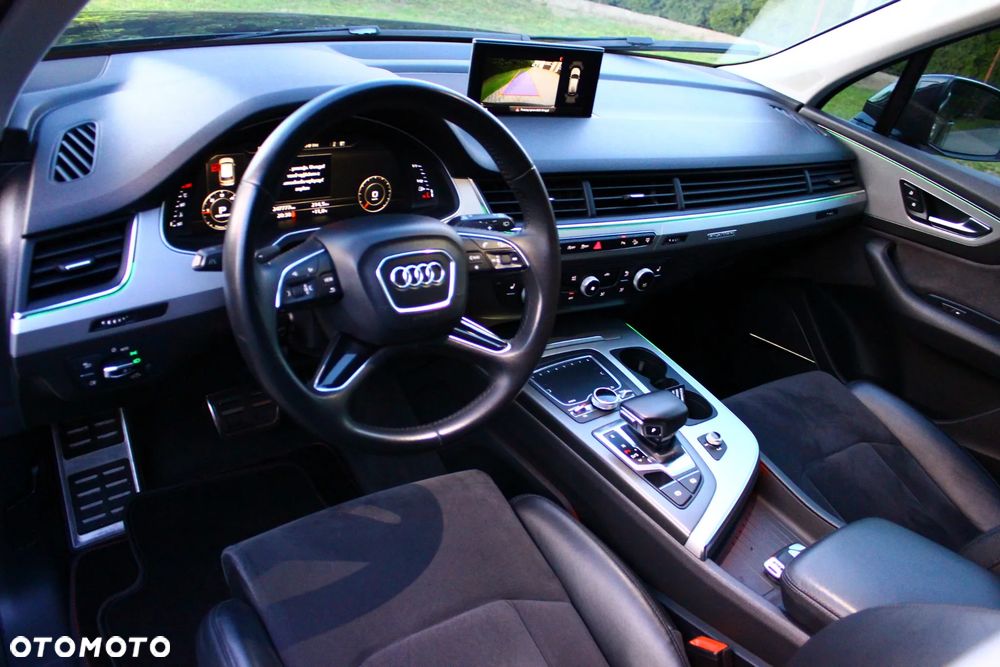 Audi Q7 - 24