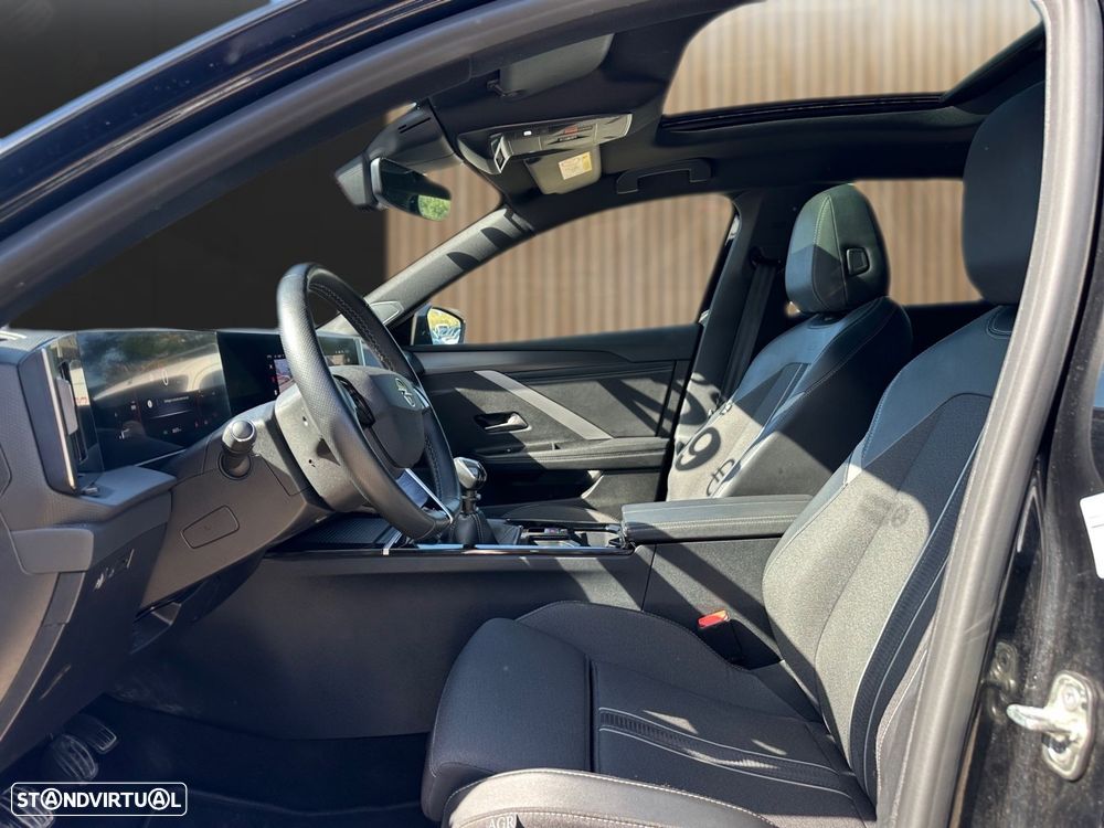 Opel Astra Sports Tourer 1.2 T GS - 10