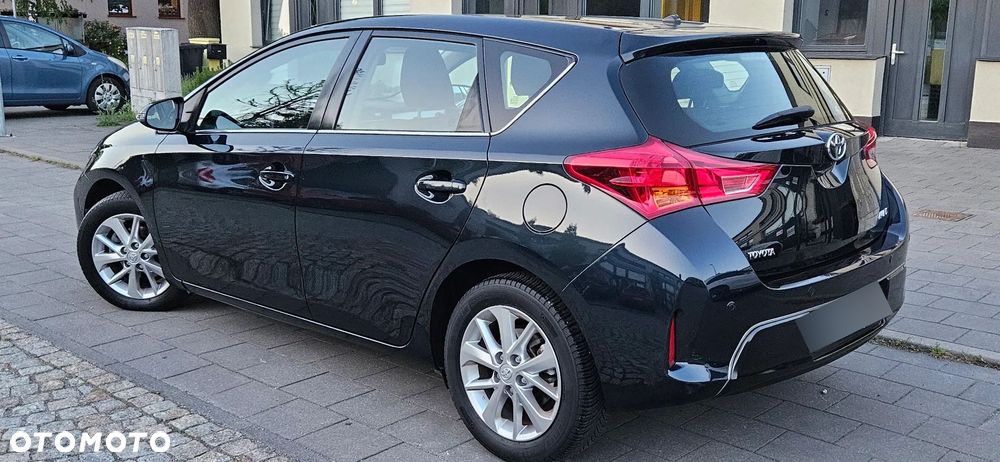 Toyota Auris 1.33 Dual-VVT-i START Edition - 4