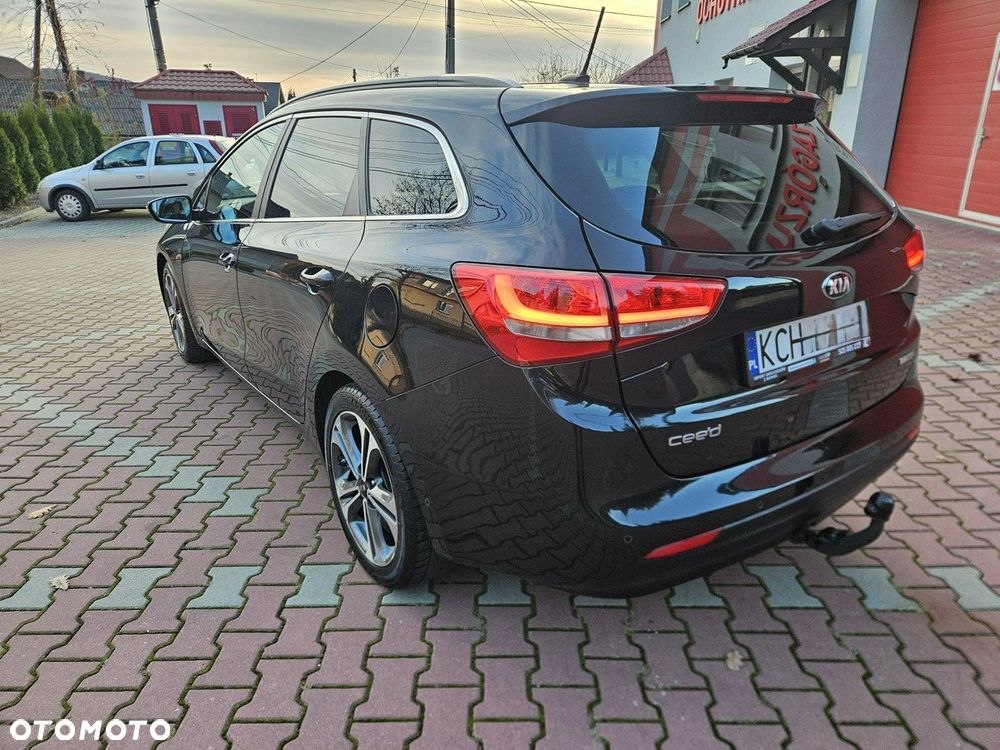 Kia Ceed 1.6 CRDi 136 DCT ISG GT Line - 6