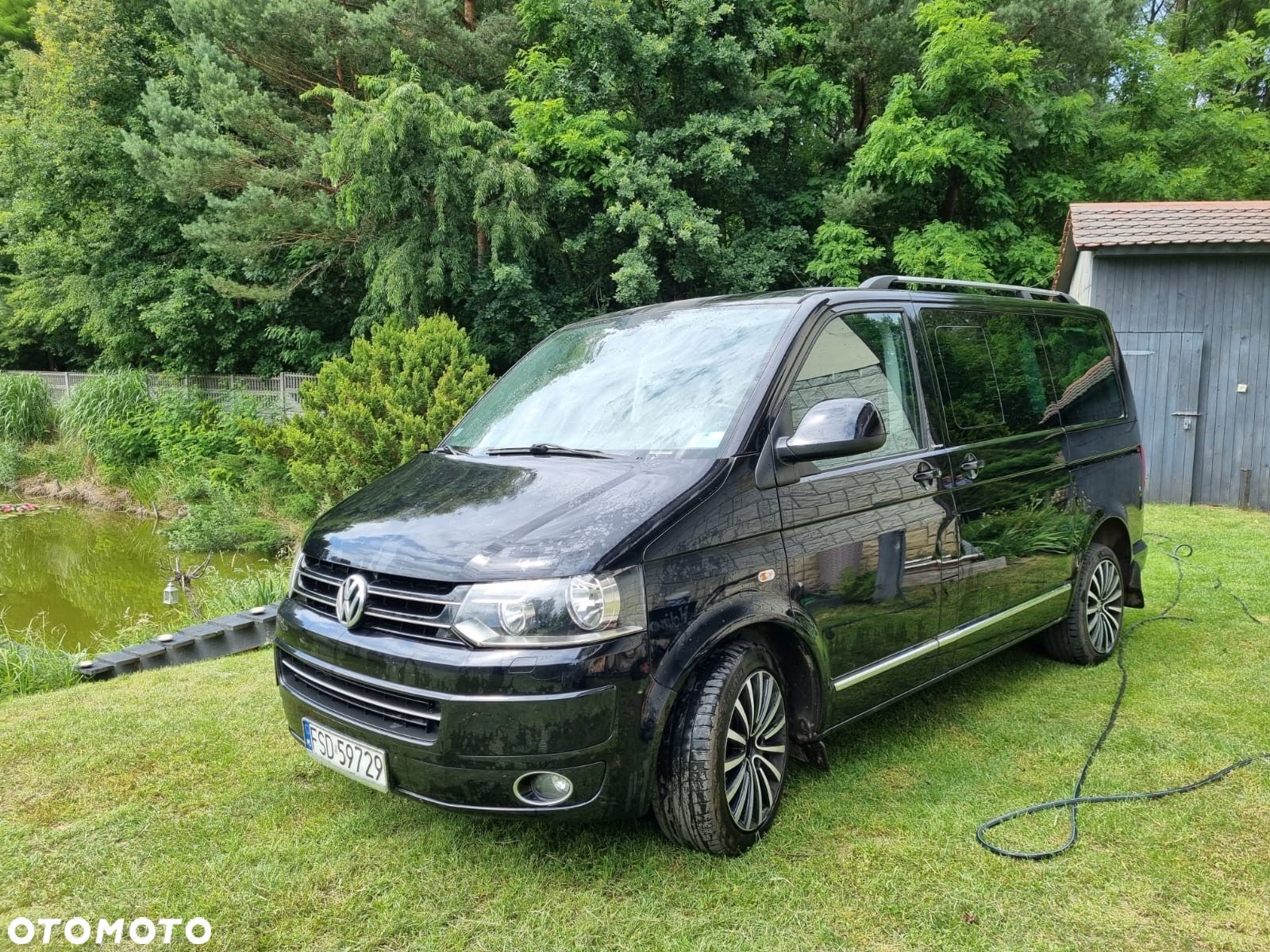 Volkswagen Multivan - 1