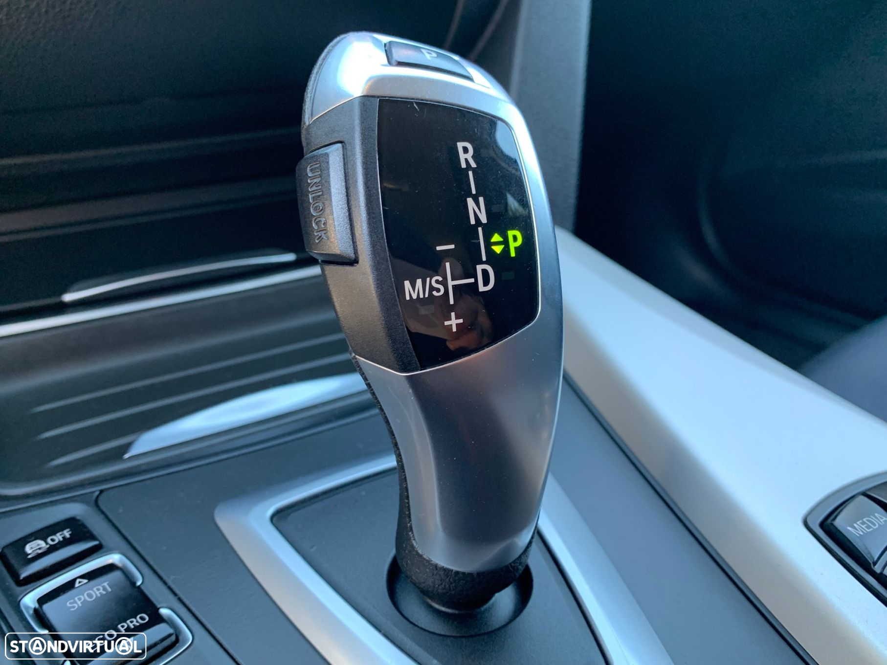 BMW 320 d Touring Auto Pack M - 28