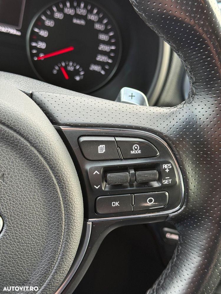 Kia Sportage 2,0 CRDI AWD Aut. GT Line - 16