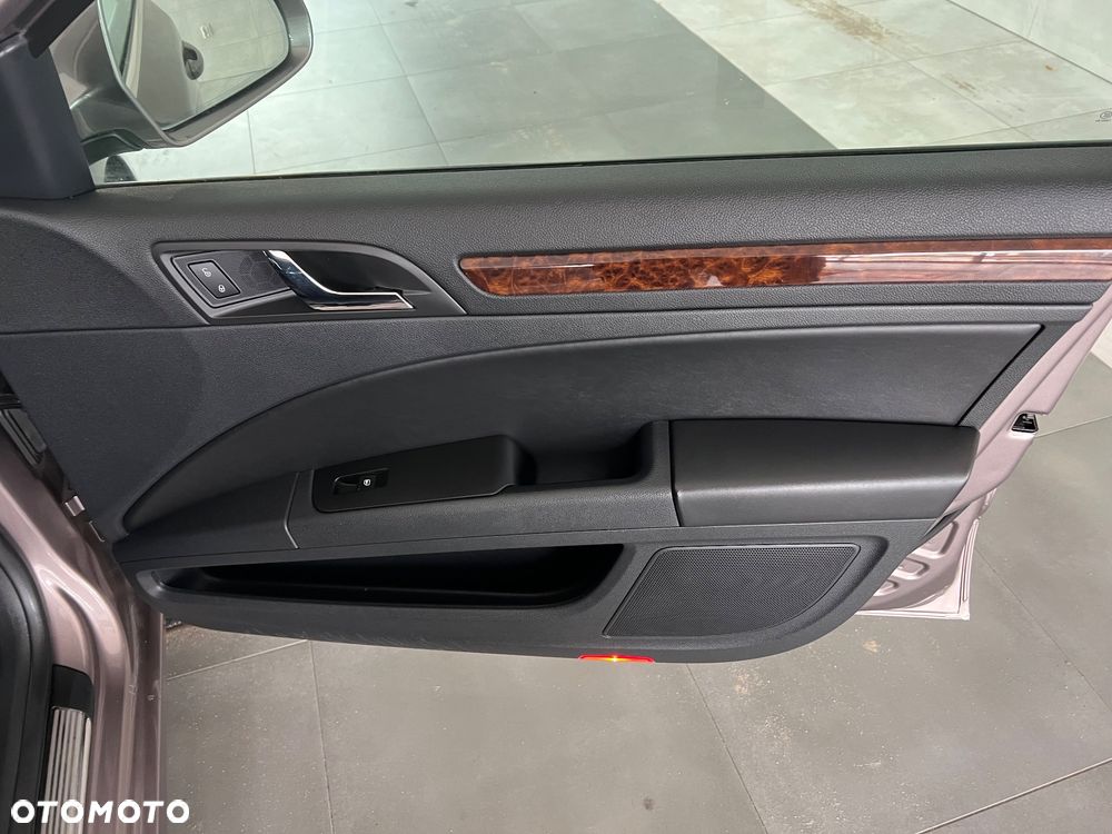 Skoda Superb 1.6 TDI Active Greenline - 32