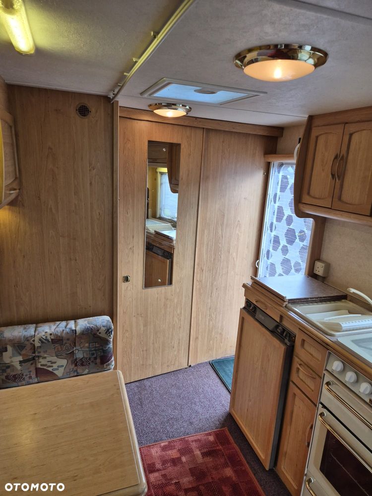SWIFT Challenger 530 SE - 15
