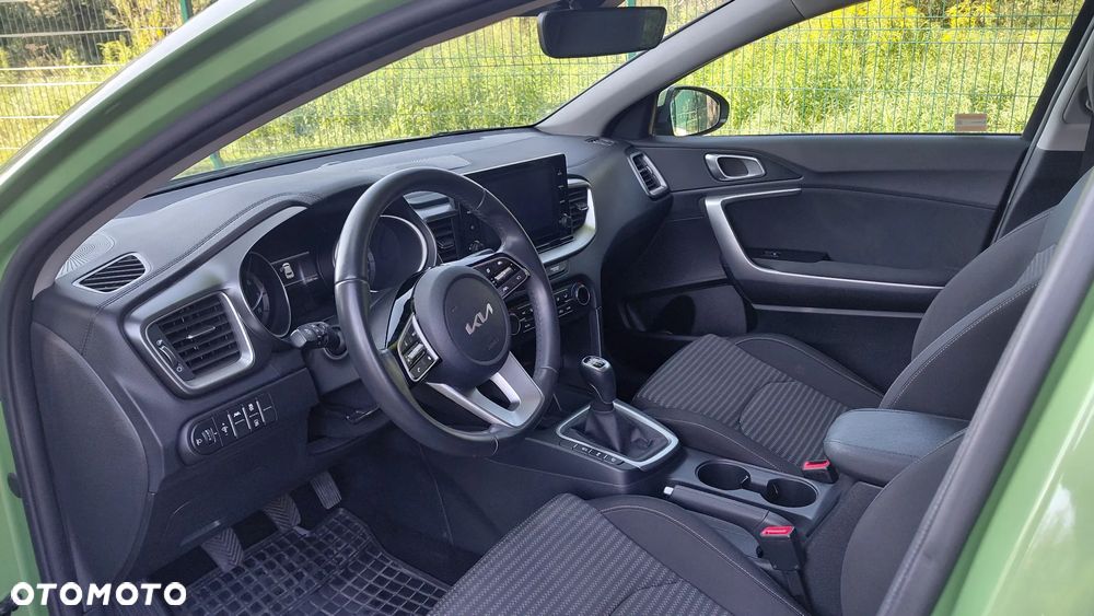 Kia XCeed 1.5 T-GDI M - 8