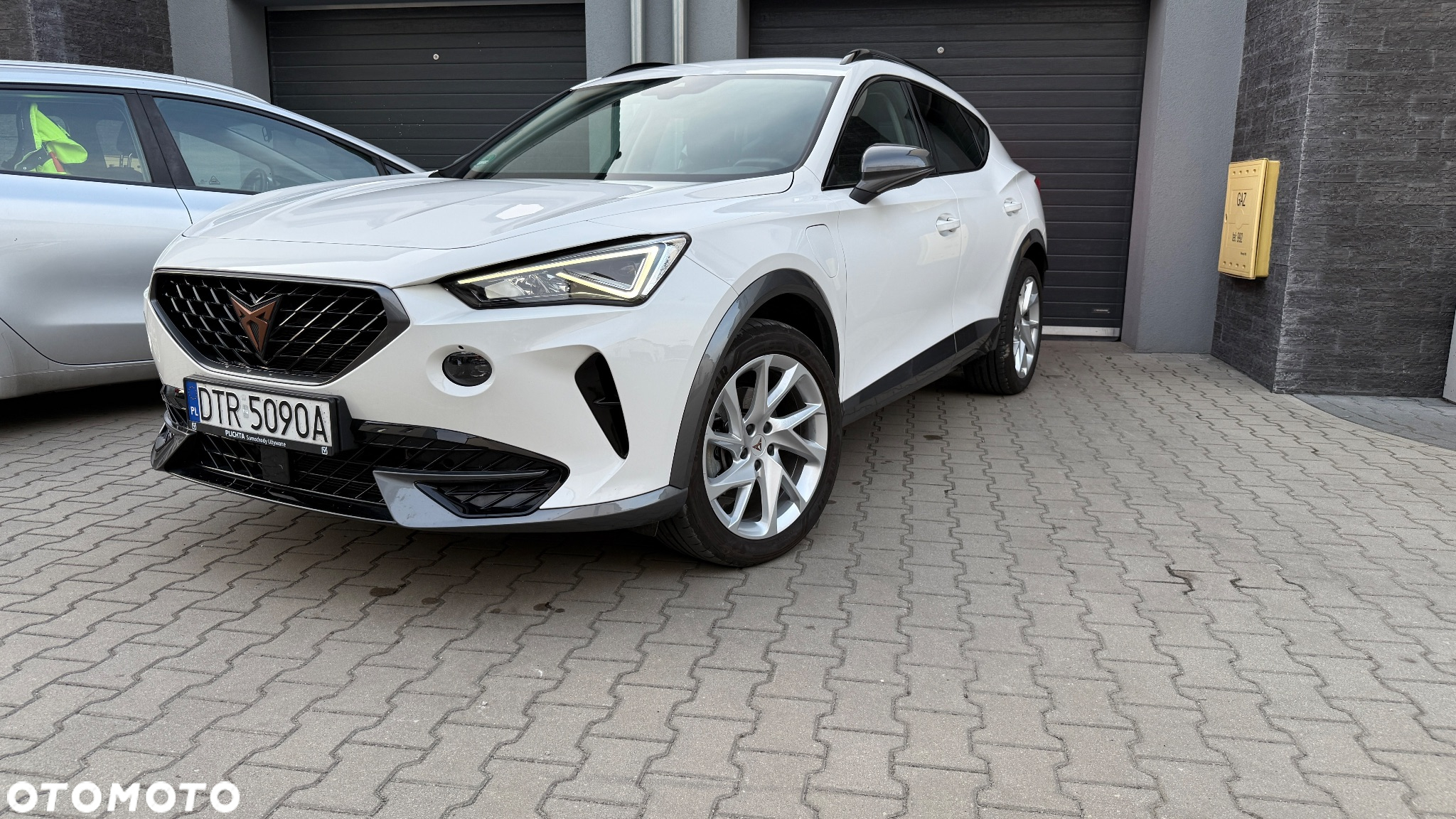Cupra Formentor 1.4 e-Hybrid DSG - 10