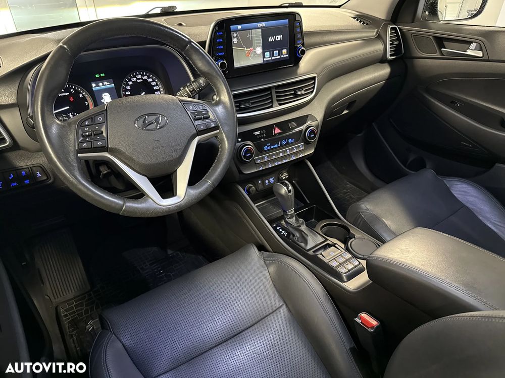 Hyundai Tucson 1.6 T-GDi 4WD 7DCT Luxury - 12