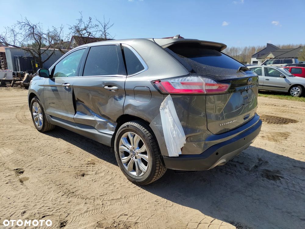 Ford Edge - 3
