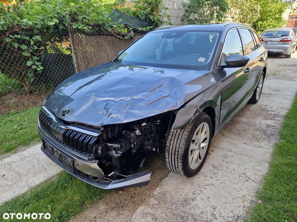 Skoda Octavia 2.0 TDI Selection DSG - 7