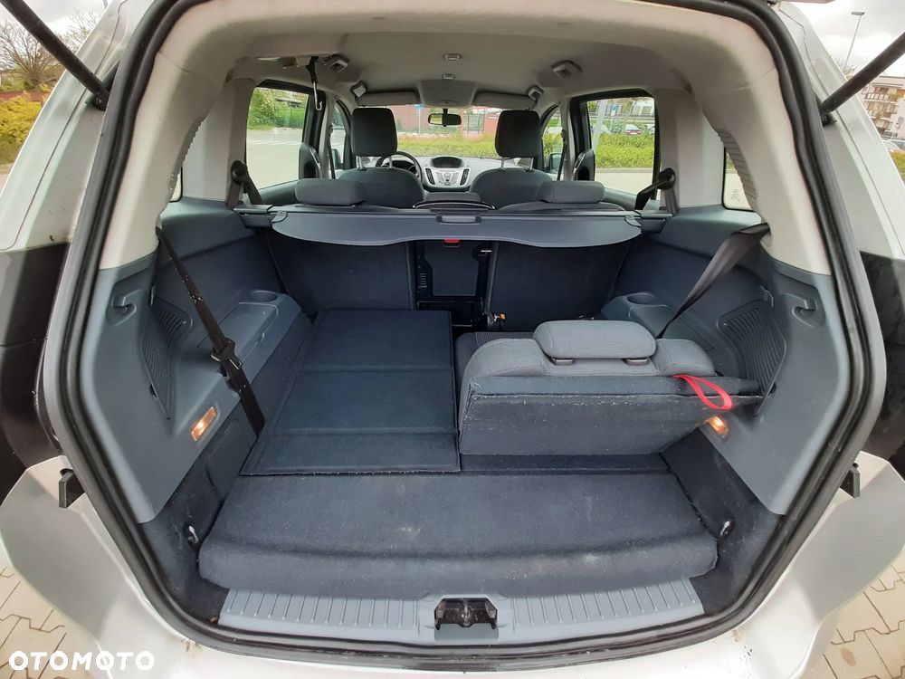 Ford Grand C-MAX - 15