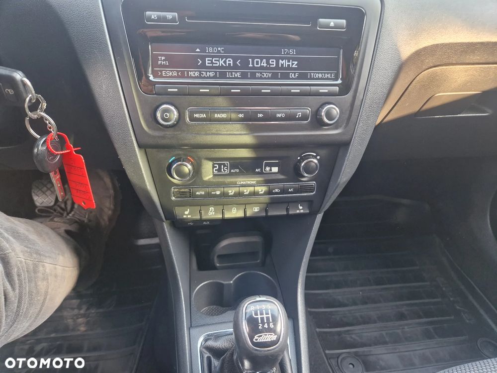 Skoda RAPID 1.2 TSI Cool Edition - 18