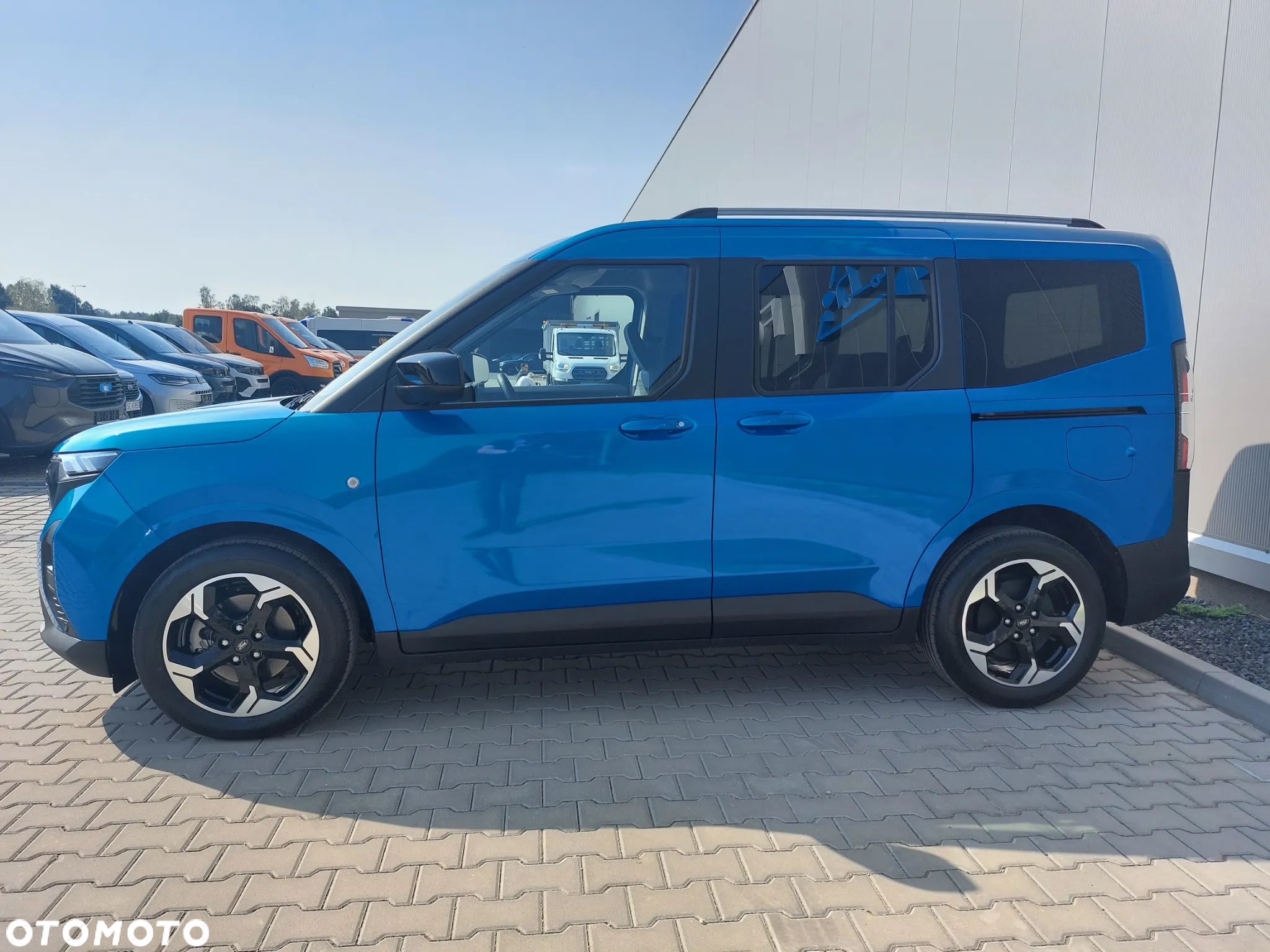 Ford Tourneo Courier 43kWh Titanium - 5