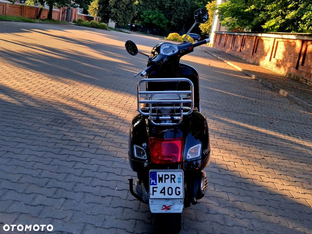 Vespa GTS - 6
